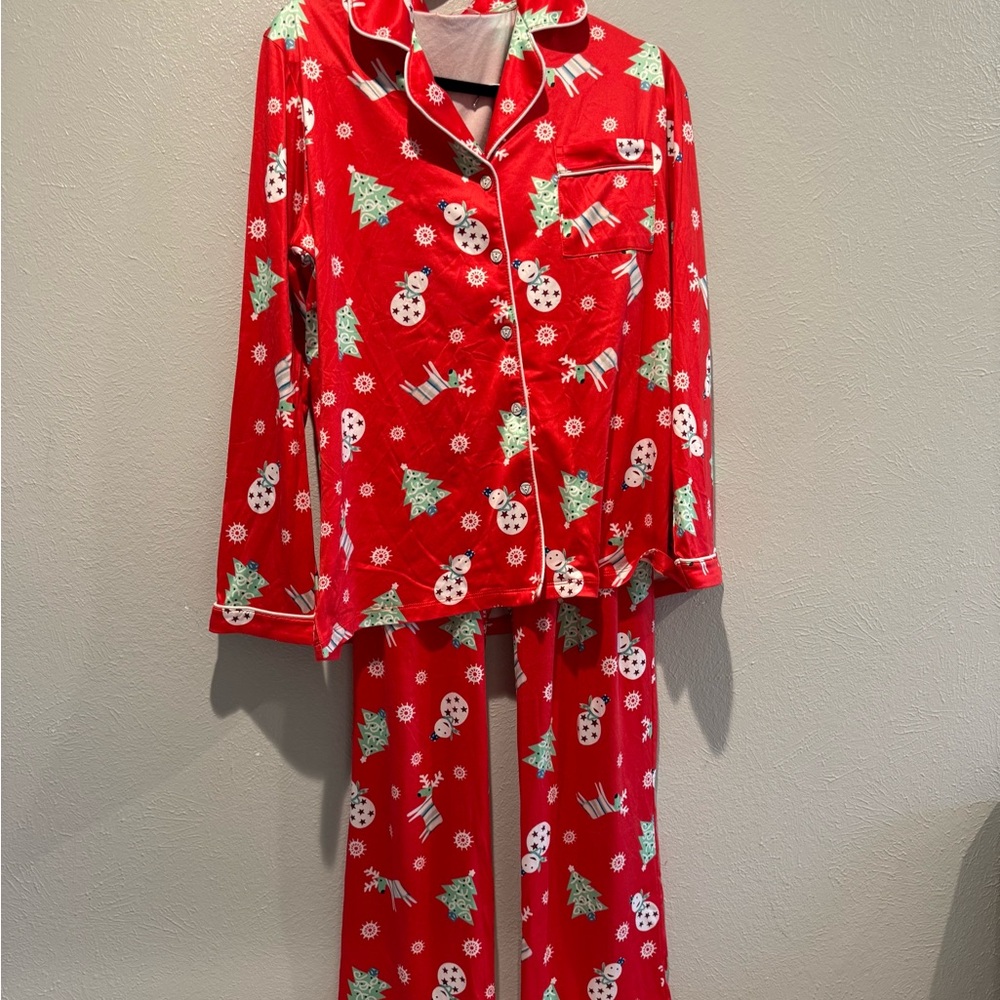 NOWT Holiday-Themed Red Pajama Set